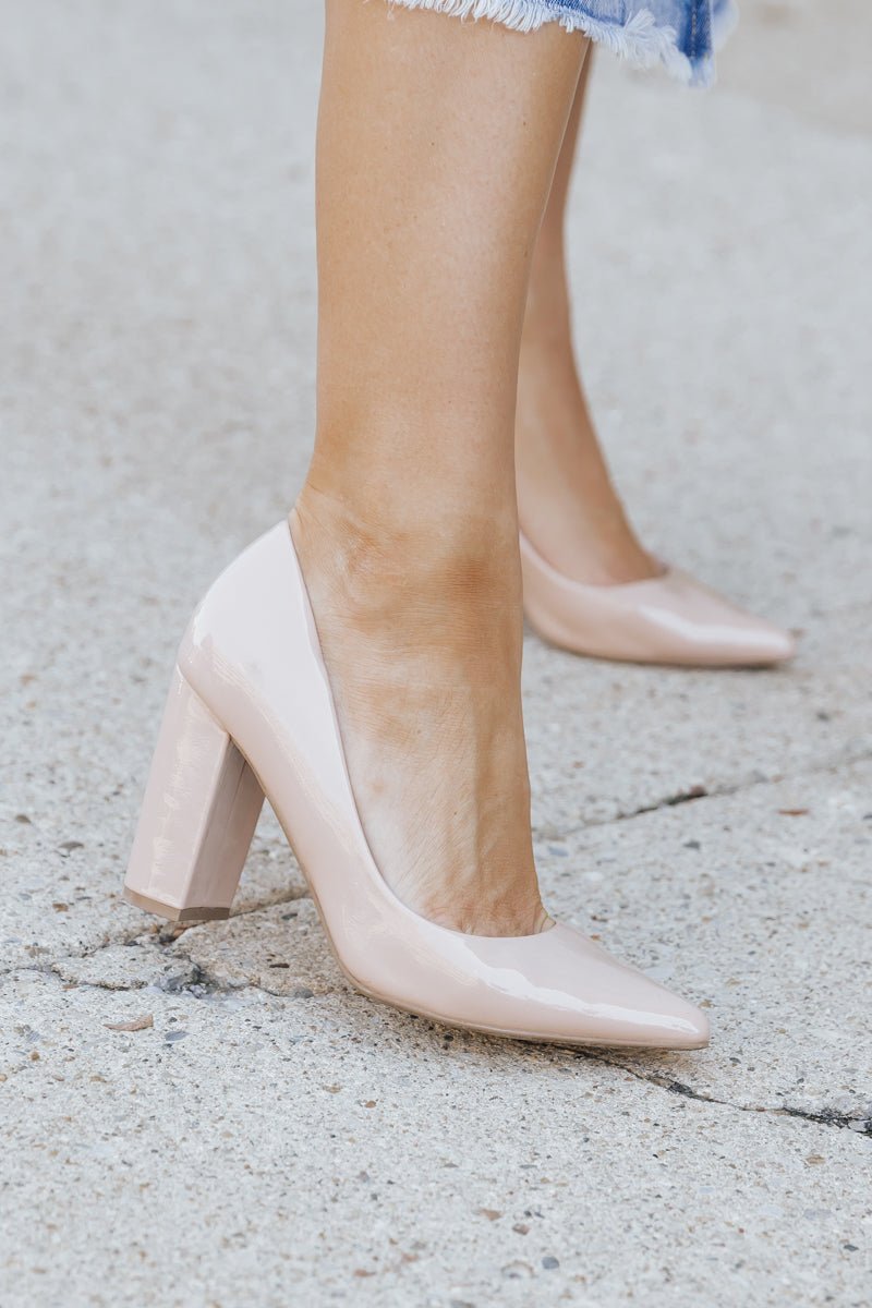 White shops block heel pumps