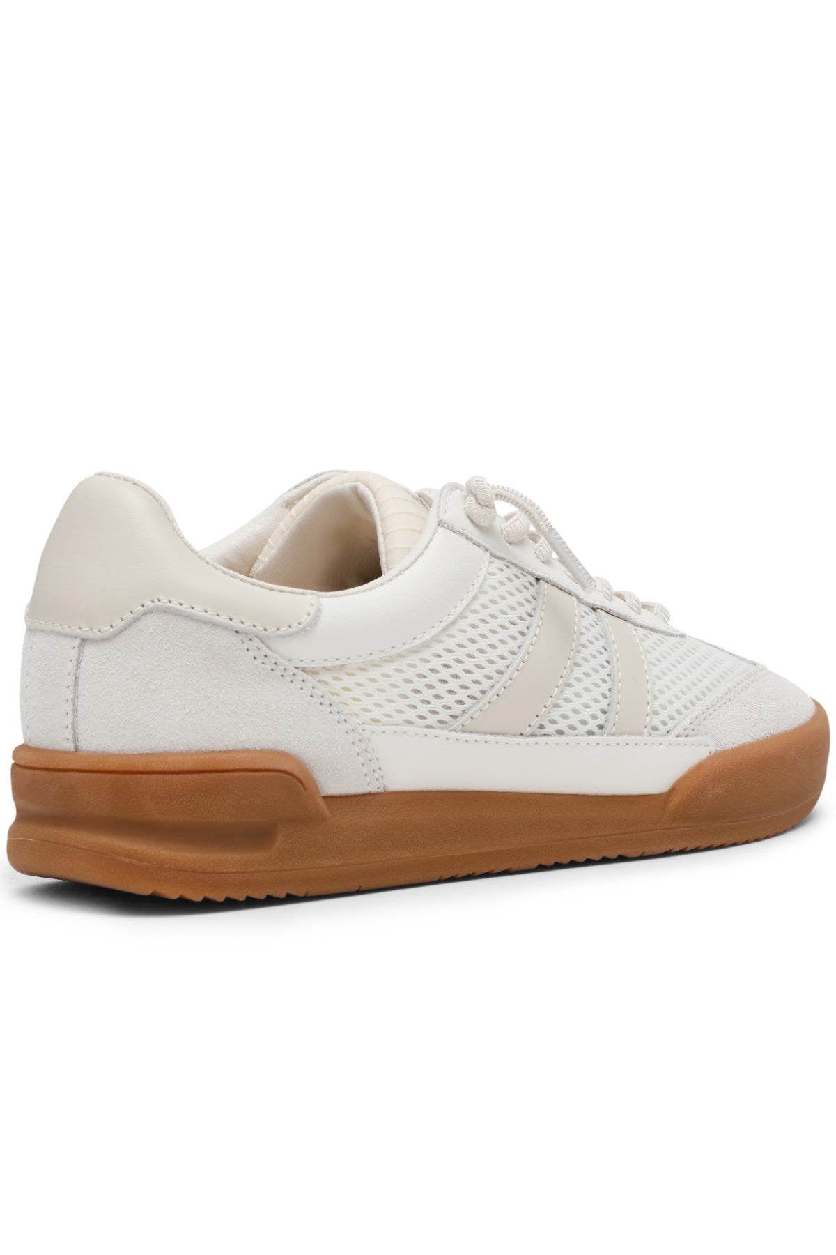 The Steve Madden Verdict White Sneakers boast beige accents and a gum sole, perfect for modern casual sneaker fans.