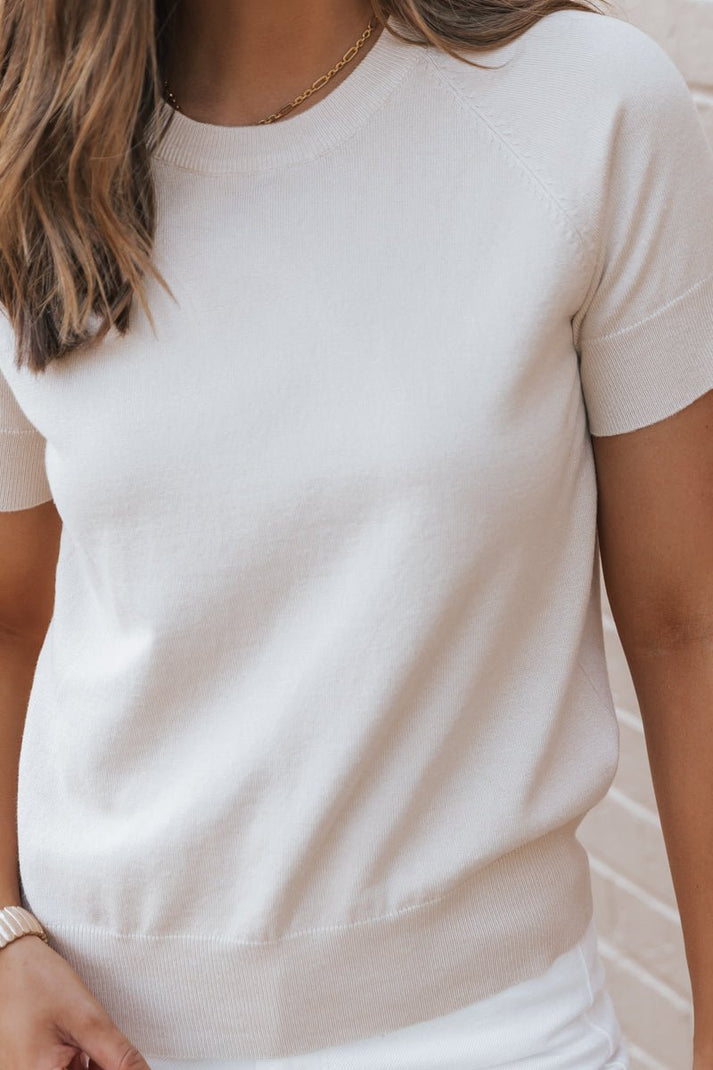 WREN IN SHORT SLEEVES (BEIGE)