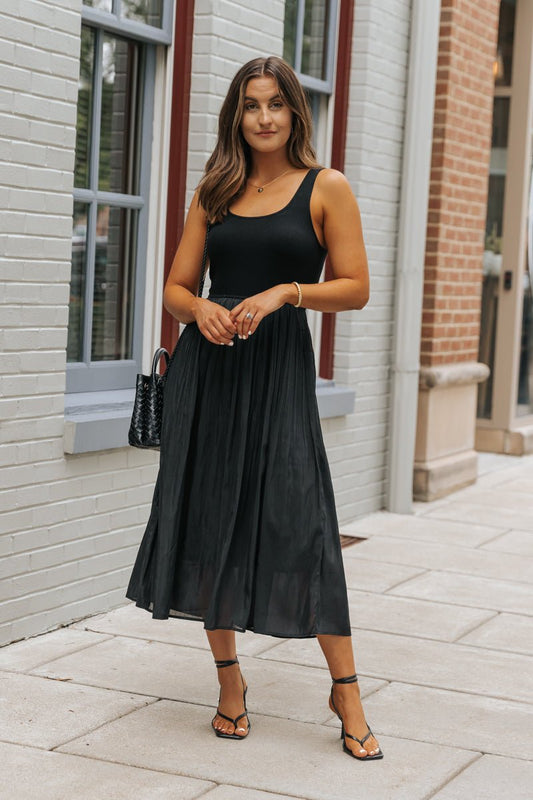 Black Scoop Neck Pleated Tank Midi Dress - Magnolia Boutique