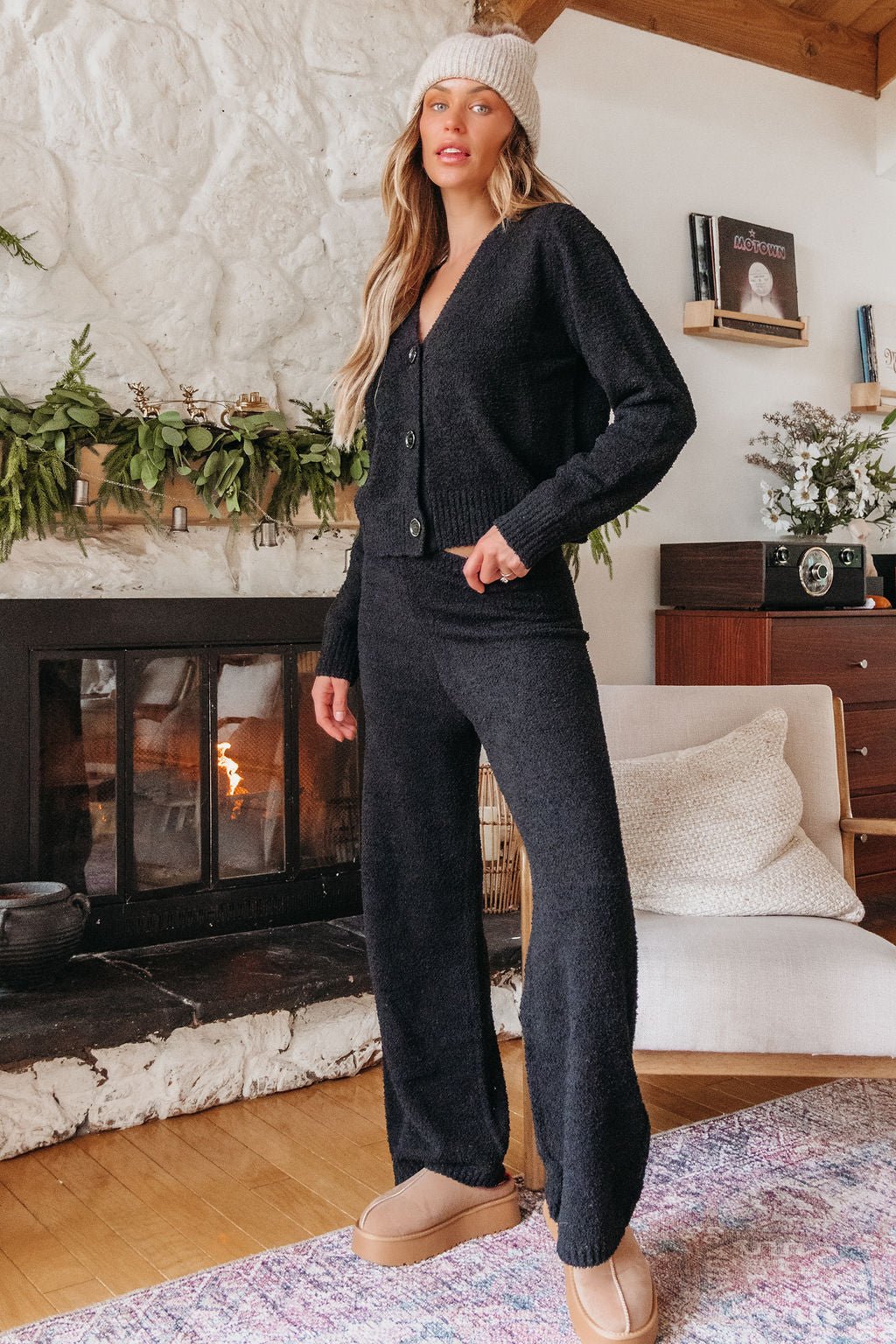 Black Sherpa Lounge Set - Magnolia Boutique