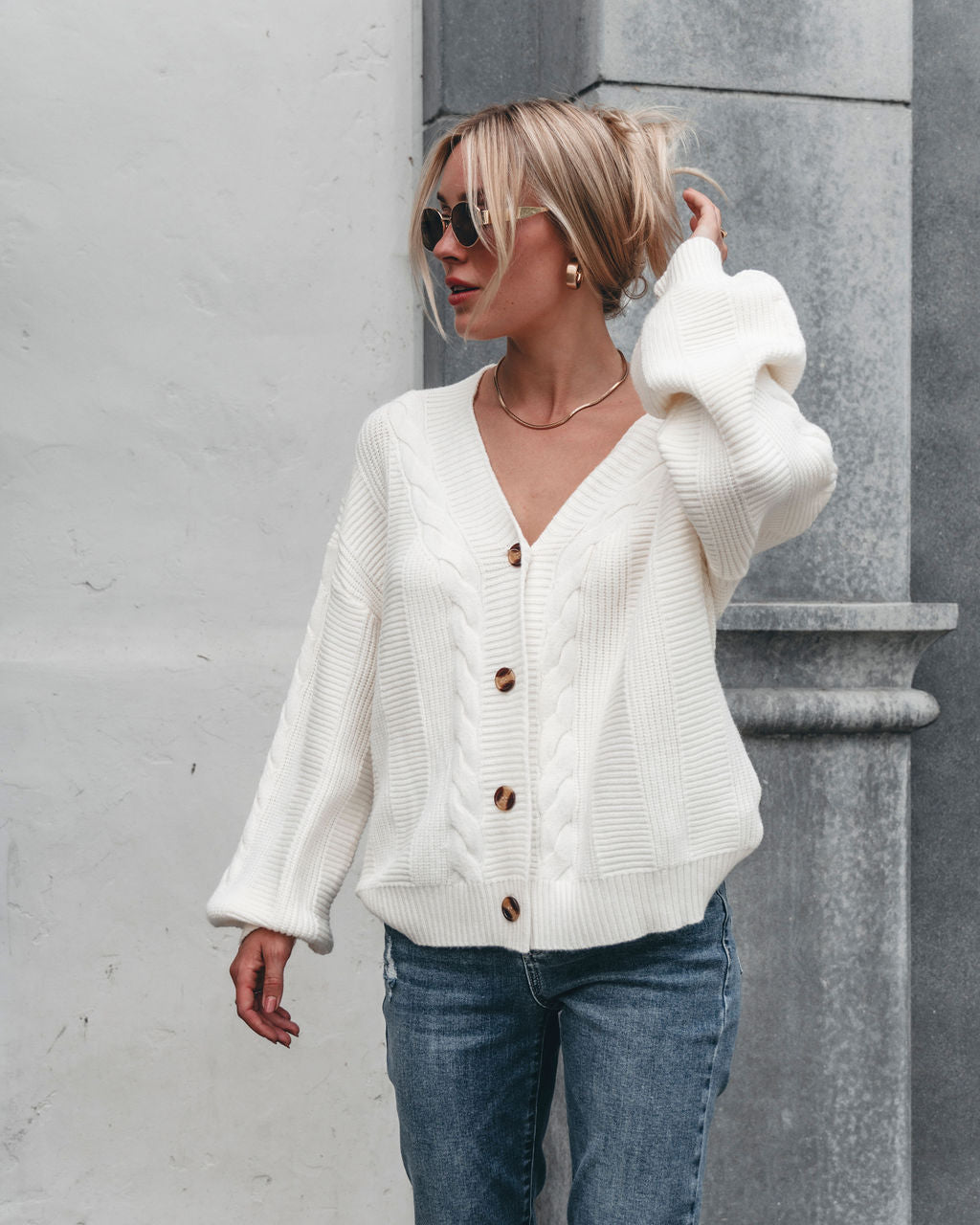 Cream outlet Buttoned Cardigan