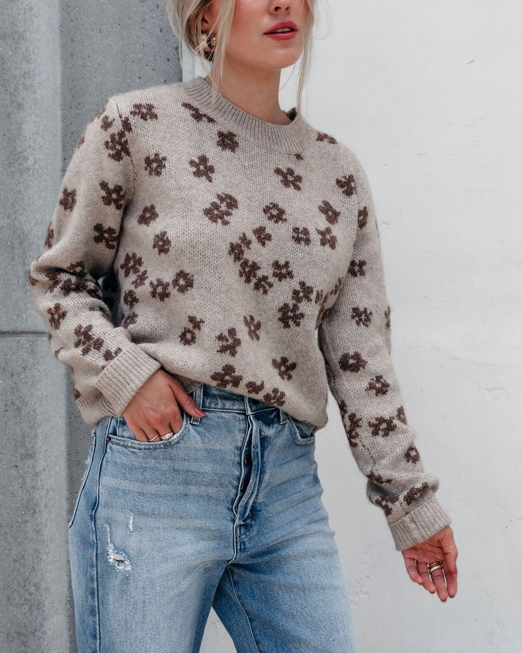 Chunky Daisy Print Sweater - Mocha - Magnolia Boutique