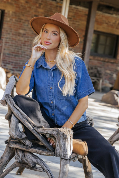 Denim Short Sleeve Button Up Shirt - Magnolia Boutique