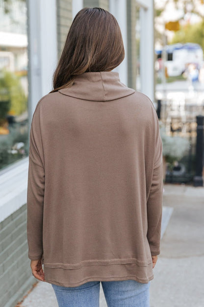 Essential Fall Turtleneck Sweater - Mocha - Magnolia Boutique