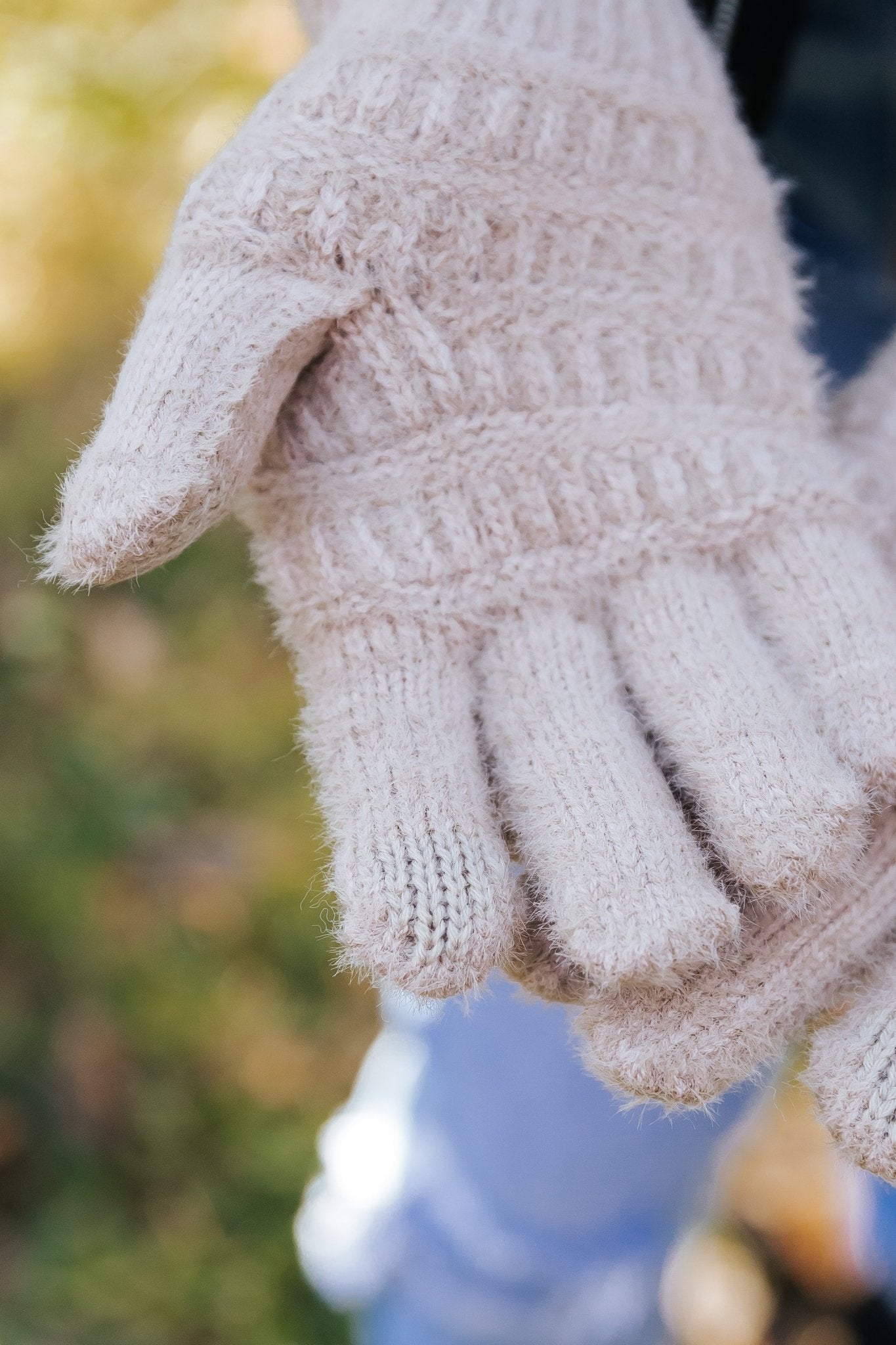 Fuzzy Cable Knit Smart Touch Gloves - Taupe - Magnolia Boutique