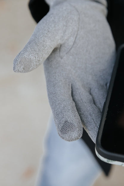 Grey Braided Touchscreen Winter Gloves - Magnolia Boutique