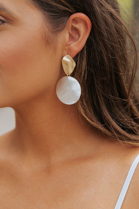 Ivory Disc Shell Drop Earrings - Magnolia Boutique