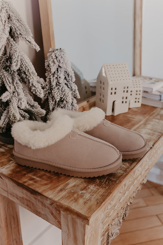 Light Grey Debra Fuzzy Clogs - Magnolia Boutique