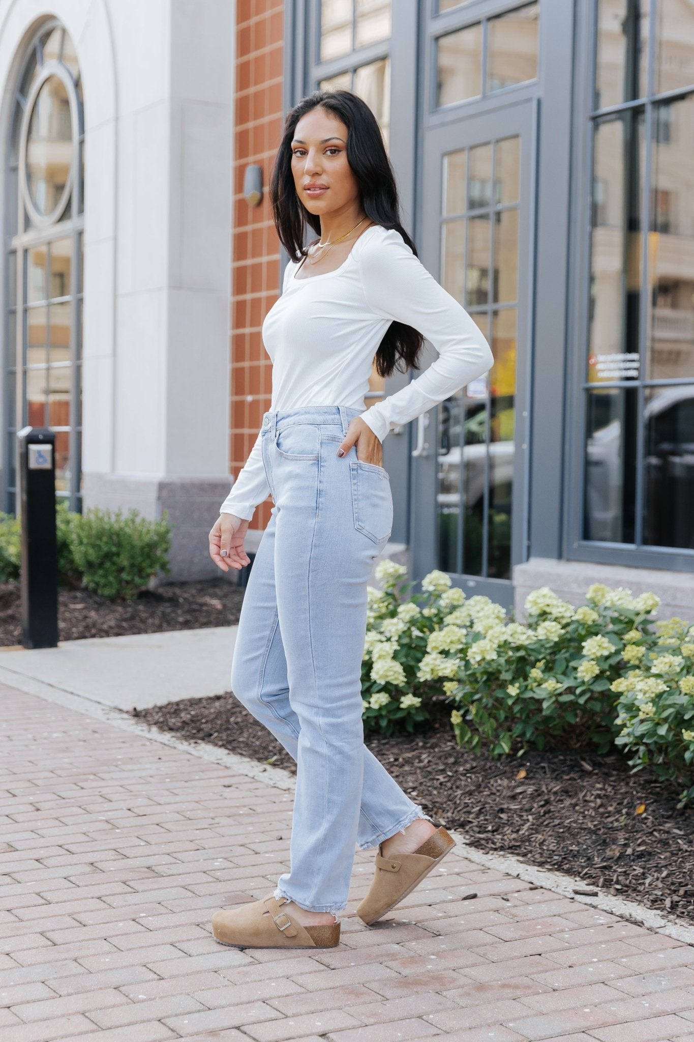 Light Wash 90's High Rise Straight Leg Jeans - Magnolia Boutique