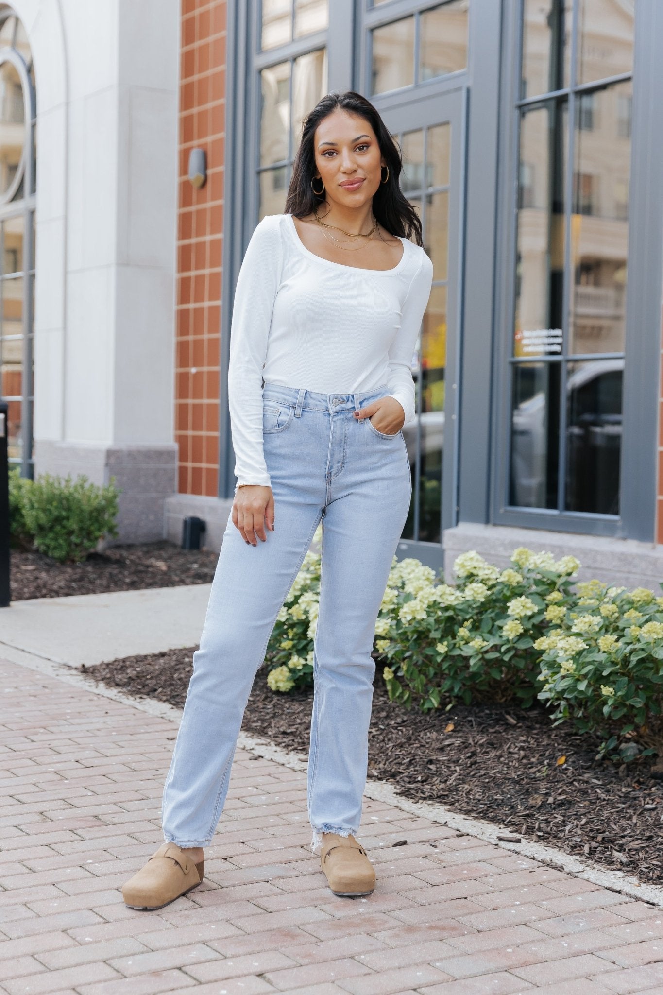 Light Wash 90's High Rise Straight Leg Jeans - Magnolia Boutique