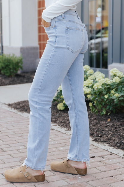 Light Wash 90's High Rise Straight Leg Jeans - Magnolia Boutique