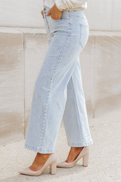 Light Wash Pearl Detail Cropped Jeans - Magnolia Boutique