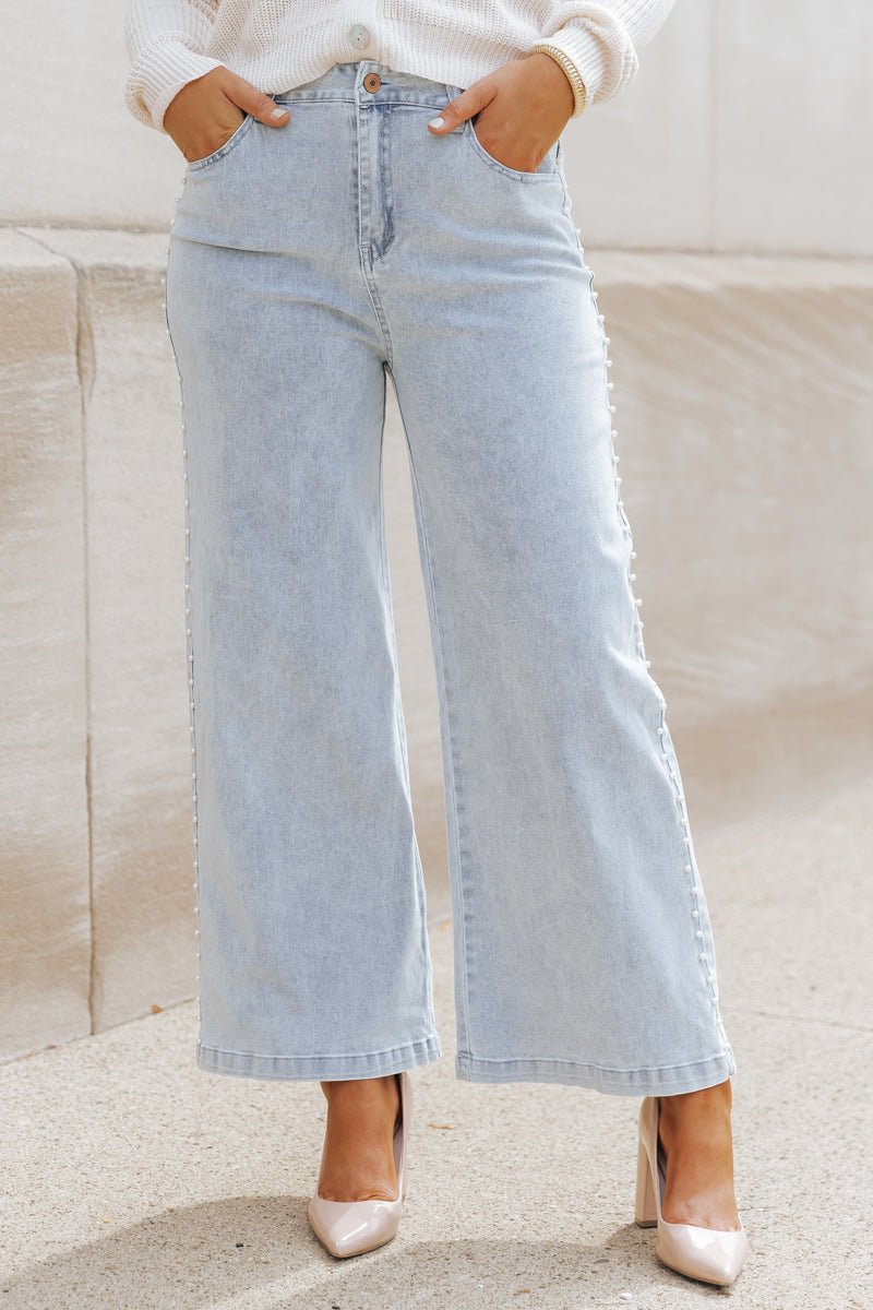 Light Wash Pearl Detail Cropped Jeans - Magnolia Boutique