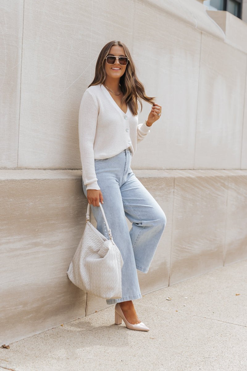 Light Wash Pearl Detail Cropped Jeans - Magnolia Boutique