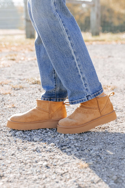 Matisse Breckenridge Chestnut Platform Boots - Magnolia Boutique