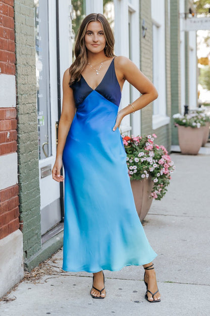 MUSE Blue Ombre V Neck Maxi Dress - Magnolia Boutique