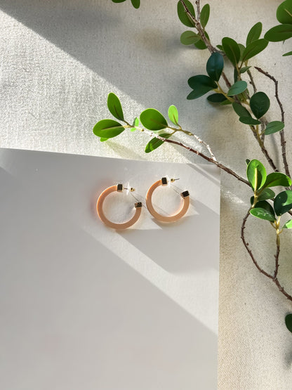 Natural & Gold Mills Hoop Earrings - Magnolia Boutique