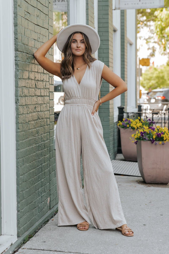 HERE FOR THE VACATION WOVEN JUMPSUIT