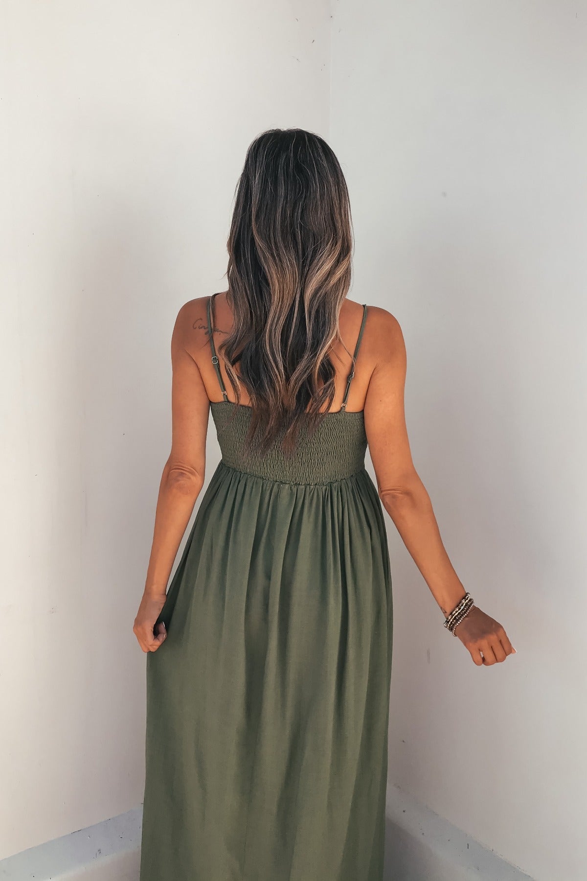 Women's Verdant Smocked Linen Maxi Dress