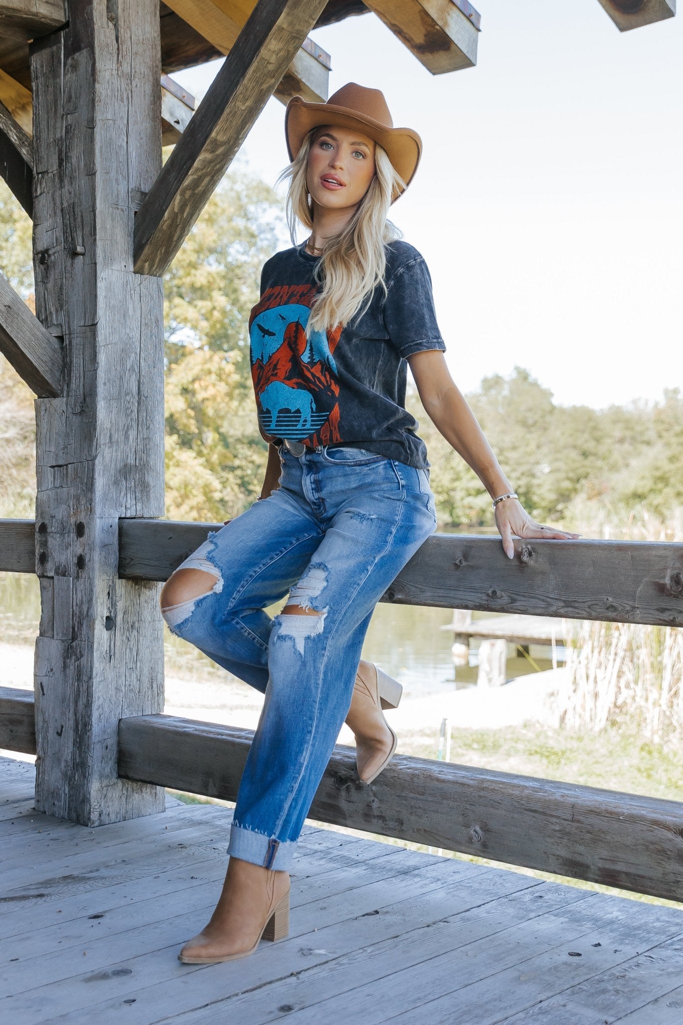 Vintage Charcoal Montana Graphic T-Shirt - Magnolia Boutique