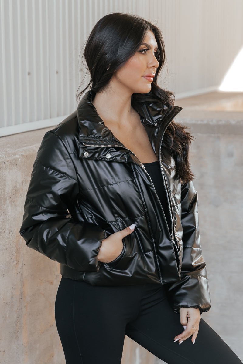 Shiny black cropped puffer clearance coat