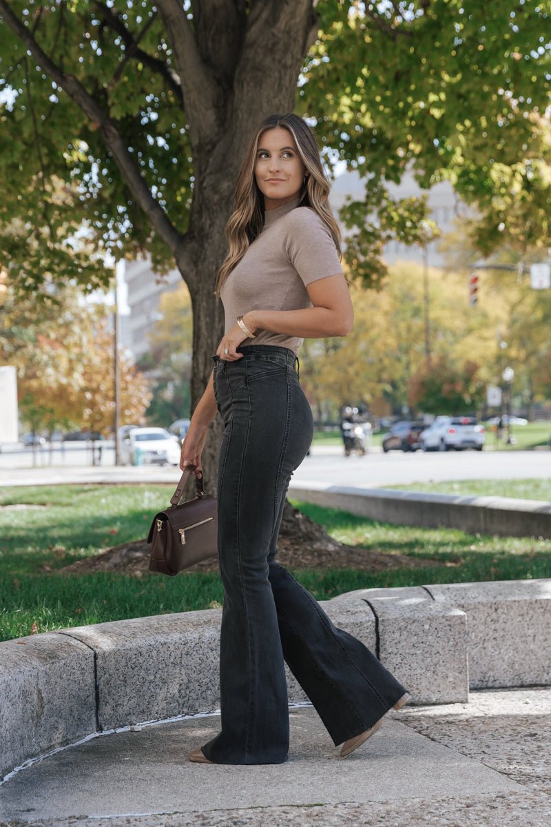 Black bell sale bottom jeans boutique