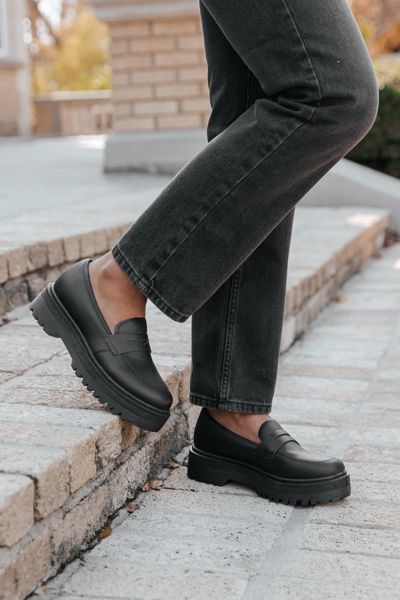 Black Raffi Platform Lug Loafers - Magnolia Boutique