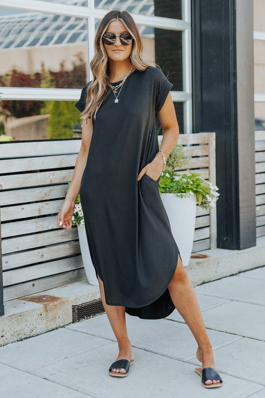Black Short Sleeve Ribbed Midi Dress - Magnolia Boutique