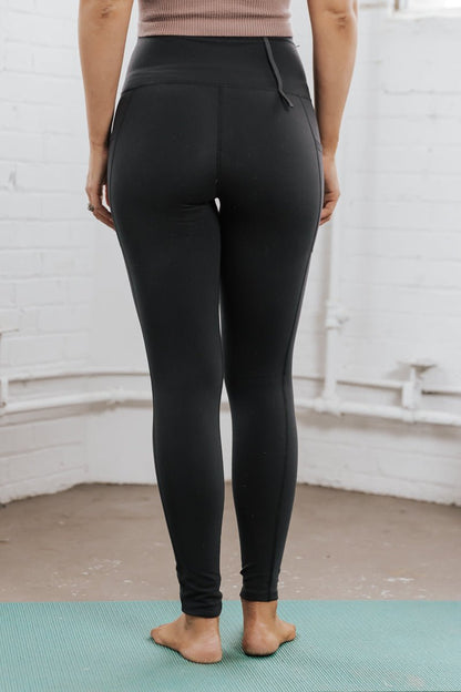Black Smooth High Waisted Leggings - Magnolia Boutique