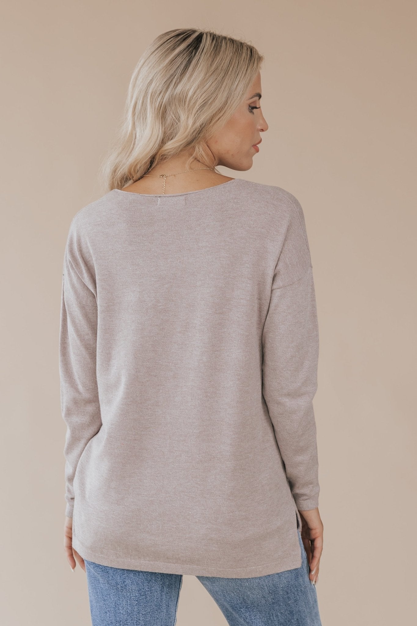 Lightweight V-Neck Sweater - Mocha - Magnolia Boutique