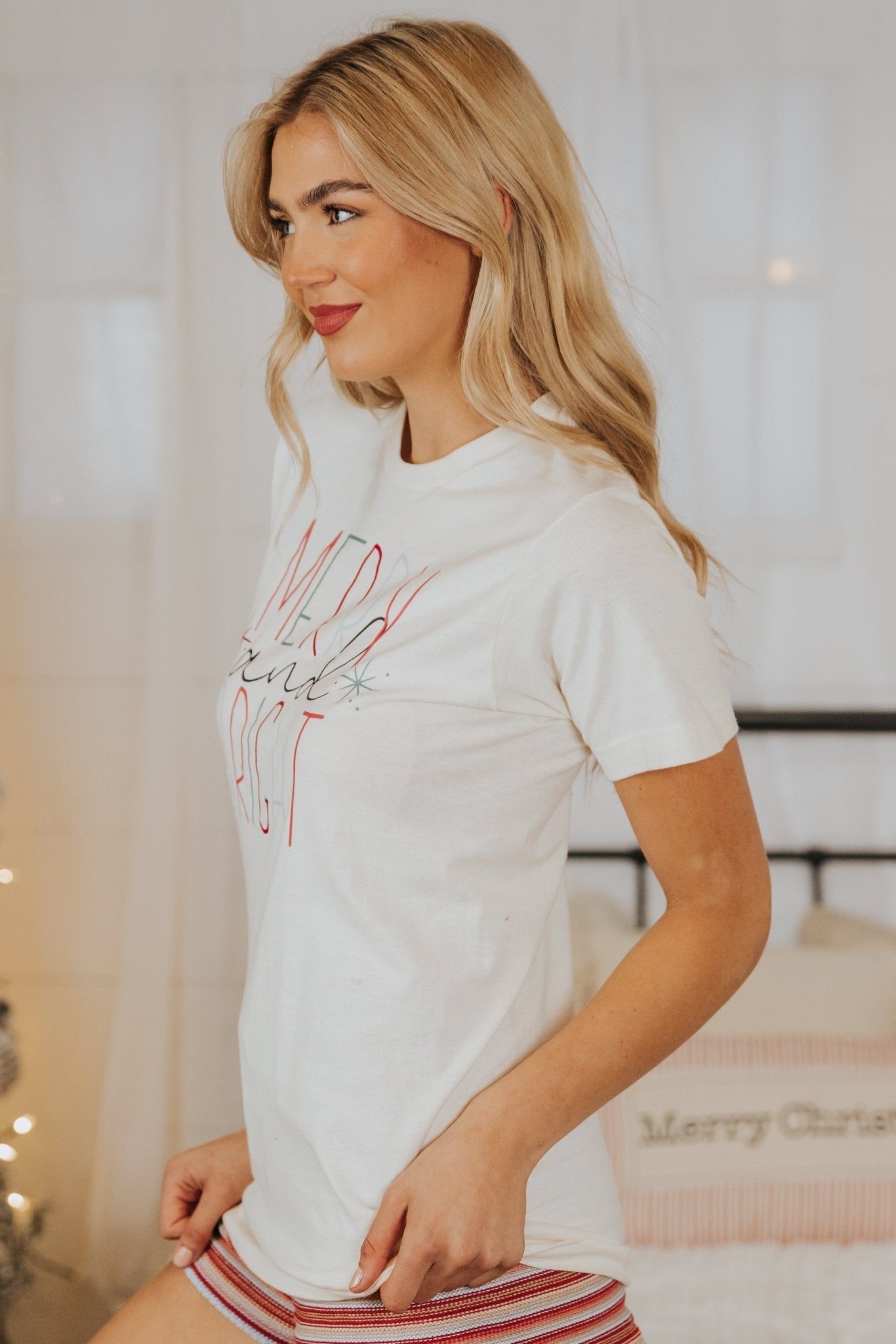 "Merry and Bright" Short Sleeve Graphic Tee - Magnolia Boutique