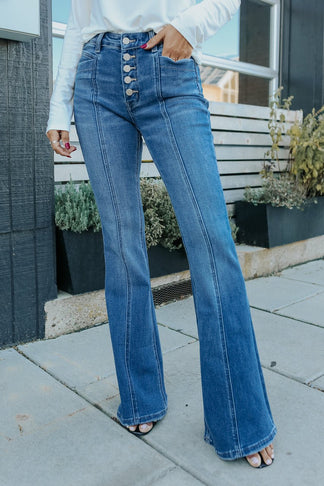 Miramar Seam Detail Medium Wash Flare Jeans – Magnolia Boutique