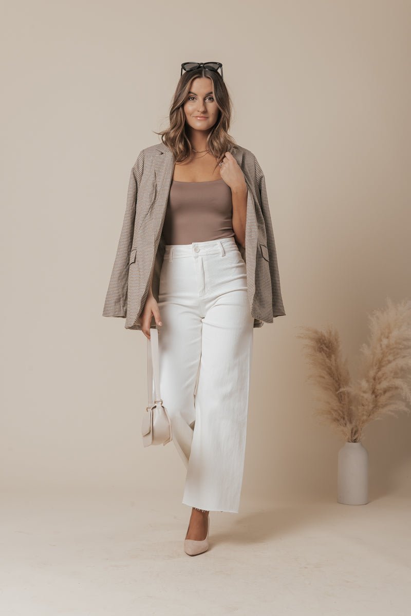 Effortless Shaping Bodysuit - Taupe - FINAL SALE – Magnolia Boutique