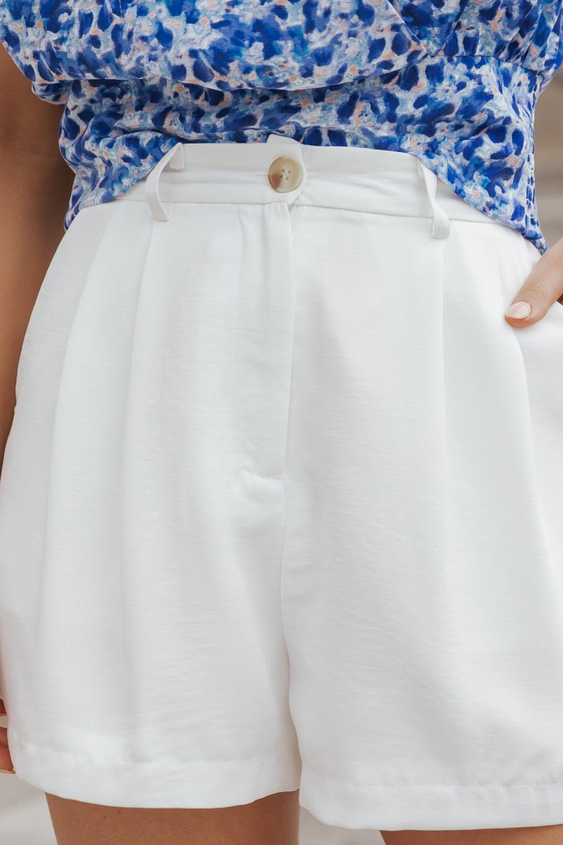 White Linen Pleated Shorts - Magnolia Boutique